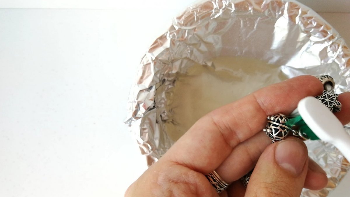 Как почистить серебро от черноты в домашних условиях