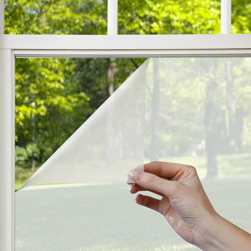 Чем закрыть окна на балконе - способы защиты от солнца и посторонних глаз