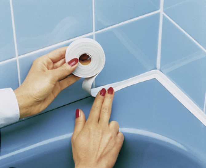 Как эстетично заделать стык между ванной и плиткой