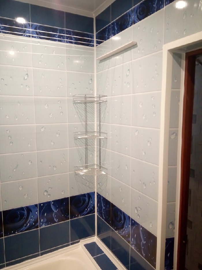 Отделка ванной комнаты пластиковыми стеновыми и припотолочными панелями пвх: отделка и закрепление своими руками без обрешетки, монтаж и облицовка