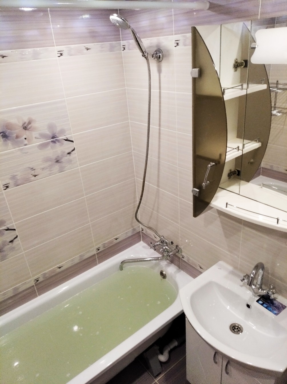 Ремонт ванной и туалета эконом- и премиум-класса и пошаговая инструкция