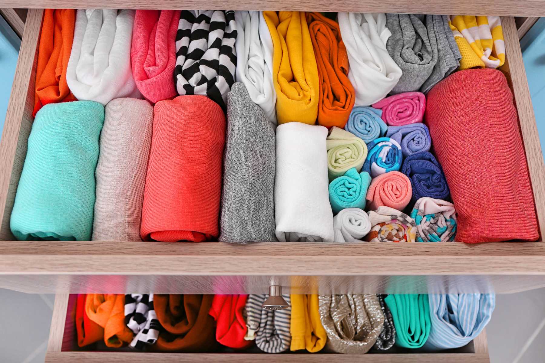 Как навести порядок в гардеробе раз и навсегда: метод мари кондо - горящая изба