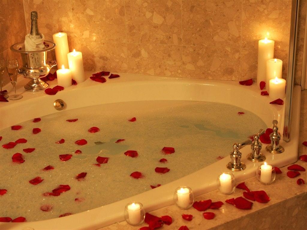 9 романтических идей для ванной