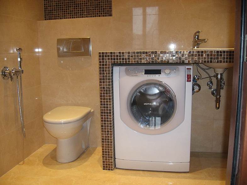 Как выбрать и установить розетку для стиральной машины в ванной