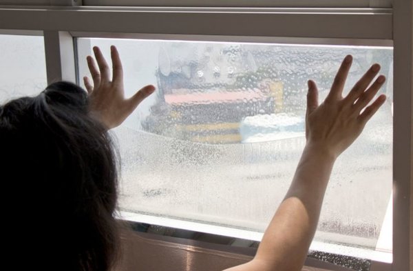Теплосберегающая пленка на окна — оправдано ли ее использование?