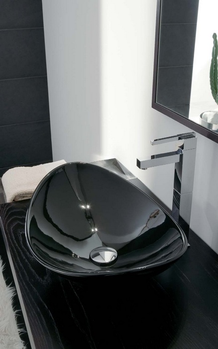 Раковина для ванны накладная на столешницу: виды, установка